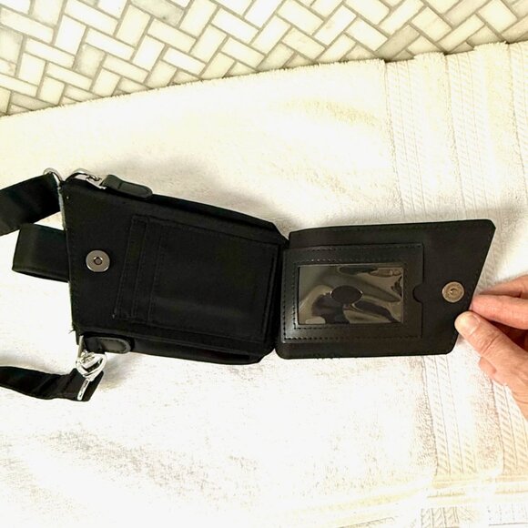 IHKWIP RFID Call Me Later Cellphone Crossbody 2.0 - EUC - Picture 4 of 8